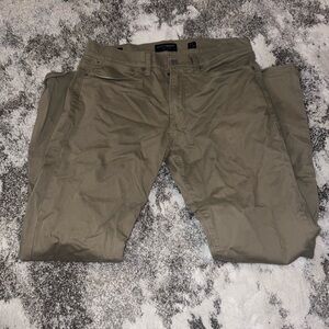 Lucky brand khaki